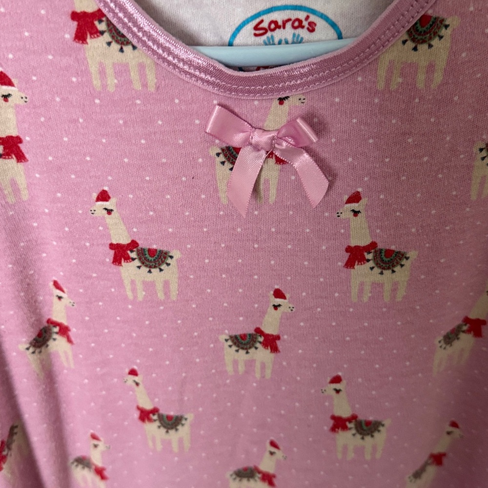 Sara’s Prints Pink Llama print Christmas nightgown size 6